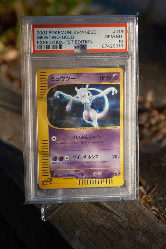 2001 Japanese MewTwo Holo Expedition 1st Edition #118 PSA 10